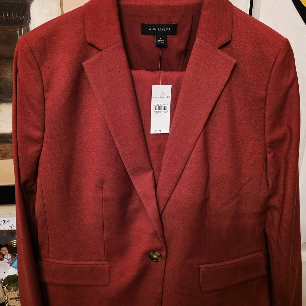 NWT Ann Taylor Red 2 Piece Women's Suit